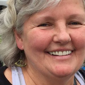 Meet your Posher, Ellen